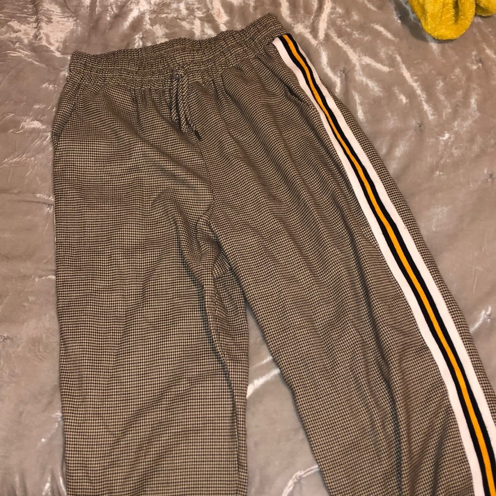 Wild Fable dogtooth pants w/ Yellow down the side